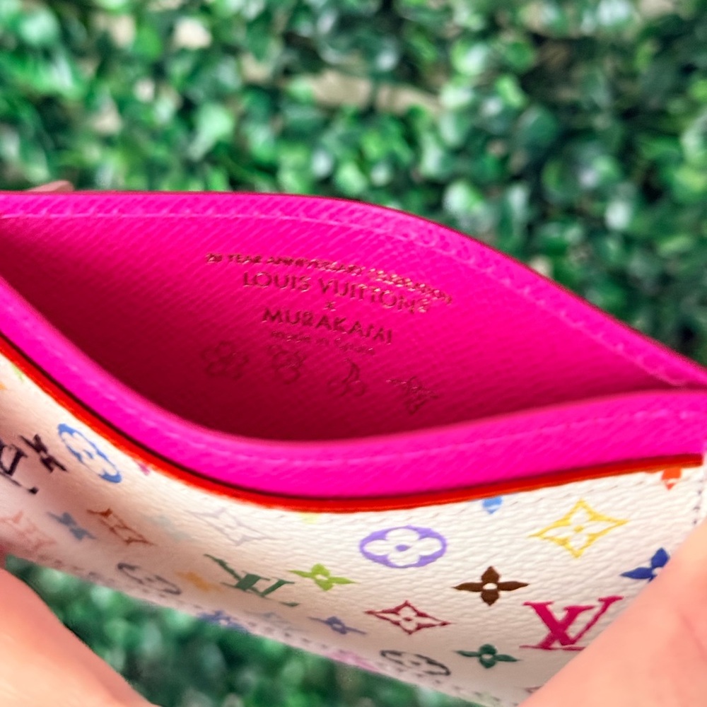 Louis Vuitton White Murakami Multicolor Card Holder with Pink Trim BRAND NEW - Picture 5 of 5